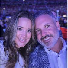 Troy Lemons's Instagram, Twitter & Facebook