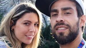 Mis animales son mis hijos. Se Adelanto El Dia Del Amor El Tierno Regalo De Jorge Valdivia A Su Esposa Daniela Aranguiz En Cancha