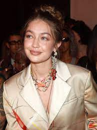 Collection by girls soul mate • last updated 8 days ago. Gigi Hadid Masters The Art Of Summer Beauty At Heron Preston Vogue