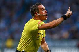Patricio loustau, (buenos aires, 15 de abril de 1975) é um árbitro de futebol argentino que faz parte do quadro da federação internacional de futebol (fifa) desde 2011. Patricio Loustau Zimbio