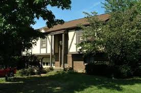 8035 Sandleford Ave, North Canton, OH 44720