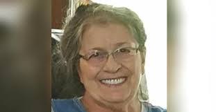 Derek Trahan's Instagram, Twitter & Facebook