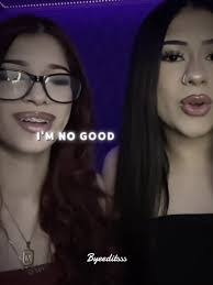 Melissa Dicicco's Instagram, Twitter & Facebook