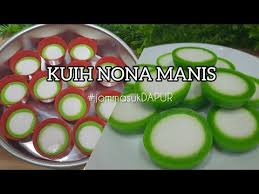 Bila dah masak, angkat dan lenyekkan menggunakan lesung. Video Kuih