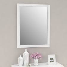 Lo specchio è reversibile per adattarsi al meglio anche ad ambienti bagno di piccole se cerchi una specchiera semplice e funzionale, che si adatti non solo all'arredo bagno, sei nella pagina giusta. Specchio Con Cornice In Legno Specchiera Arredo Casa