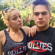 He has short blond hair, striking blue eyes, and a chiseled, classically handsome face. Pin On Teen Wolf