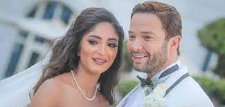يذكر أن أماني كمال شاركت مؤخرًا في بطولة مسلسل الدايرة أمام الفنان أحمد صلاح حسني، الفنانة إيمان العاصي، الفنانة مها أبوعوف، الفنان عماد رشاد، الفنان محمد علاء، الفنان تامر شلتوت، الفنان. 11 ØµÙˆØ±Ø© Ù„Ù„Ø¥Ø¹Ù„Ø§Ù…ÙŠ ØªØ§Ù…Ø± Ø´Ù„ØªÙˆØª ÙˆØ²ÙˆØ¬ØªÙ‡ ÙÙŠ Ø¬Ù„Ø³Ø© ØªØµÙˆÙŠØ± Ø²ÙØ§ÙÙ‡Ù…Ø§ Ø±ÙˆÙ…Ø§Ù†Ø³ÙŠØ© ÙˆØ¨Ø³Ø§Ø·Ø© Ø£Ù„Ø¨ÙˆÙ… ÙÙŠ Ø§Ù„ÙÙ†