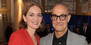 SIAPA FELICITY BLUNT? SEGALANYA TENTANG ISTRI STANLEY TUCCI