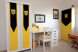 Hufflepuff Hogwarts Bedroom Harry Potter Room Harry Potter Decor Hogwarts Bedroom