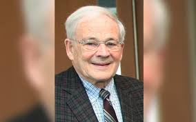 Robert Kipp, former city manager and Hallmark executive, dies at age 89