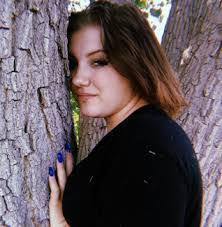 Leah Samuels's Instagram, Twitter & Facebook