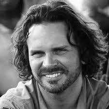 Aaron Doering's Instagram, Twitter & Facebook