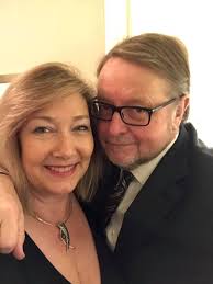 A finalist for the pulitzer prize for his landmark work of nonfiction the devil's highway, luis alberto urrea is also the bestselling author of the novels the hummingbird's daughter, into the beautiful. Facebook
