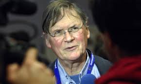 Stop defending Tim Hunt