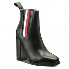 Maybe you would like to learn more about one of these? Stiefeletten Tommy Hilfiger Gigi Hadid Chelsea Boot Fw0fw03018 Black 990 Boots Stiefel Und Andere Damenschuhe Eschuhe De