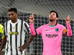 Cristiano ronaldo's juventus jersey sold over 520,000 units in one day. Juventus Fall To Lionel Messi S Barcelona Without Covid Hit Cristiano Ronaldo Football News Times Of India