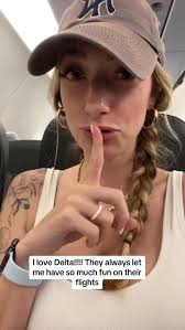 How would you react?? #model #trending #viral #comedy