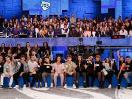 Serale amici di maria de filippi, quando inizia. Amici 2018 Allievi Litigano Per Alcune Strategie Primi Attacchi Nella Scuola