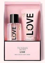 Victoria Secret Love Perfume Fragrance Body Mist Velvet Cream Lotion Gift Set In 2020 Lotion Gift Sets Lotion Gift Victoria Secret