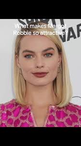 Margot Robbie in High School