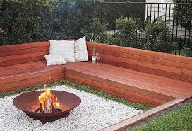 Amazing Outdoor Fire Pit Ideas To Have The Ultimate Backyard Getaway Firepitideas Diyfirepit Firepitbackyard Backyard Fire Outside Fire Pits Outdoor Fire