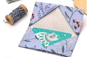 I recommend cutting your patterned paper a quarter of an inch smaller than the card size that you plan to make. 15 Diy Gift Card Holders Projects And Ideas Sawshub