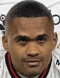 Ian Lawrence's Instagram, Twitter & Facebook