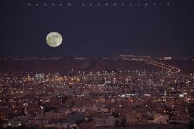 بدر البدور بعدسة حسام العبداللطيف شبكة سما الزلفي Color Photography Beautiful Moon Places To Visit