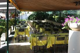 Maybe you would like to learn more about one of these? Poissons Grilles Du Jour Selon Arrivage Picture Of Le Flamant Rose Albaron Tripadvisor