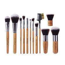 Gotta manufactures pristine brushes for cream, powder, and liquid makeup products to give one's face a natural look. 10 Best Makeup Brushes For Flawless Application Best Makeup Brush Sets 2021