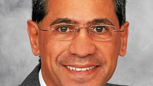 Fred Dunphy, Dr. William Gomez to be recognized at Scholars Dinner for  contributions to youth football