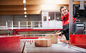Find out how dpd is becoming the uk's leader in sustainable delivery. Wie Dpd Deutschland 12 000 Mobile Gerate Verwaltet Mobile Device Management