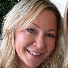 🚀 Exciting news! Please join me in welcoming Daniel DiCicco to his new  role as Sr. Regional Channel Manager at Vonage! 🎉 Daniel has been an  integral part of Vonage for the