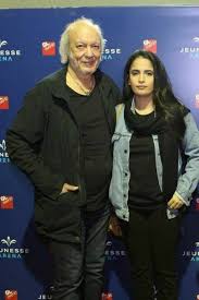 Amado Batista 67 Anuncia Namoro Com Estudante De 19 Anos Hypeness Inovacao E Criatividade Para Todos