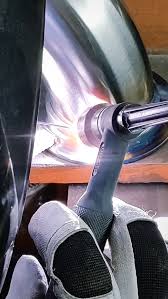 Processo de solda TIG da flange do #downpipe para #golfgtimk7 #audia3220cv  #jettaglimk7. Utilizando bocal Monster14 da @arc_zone para total proteção e  obtendo esse resultado incrível! , Todos nossos ...