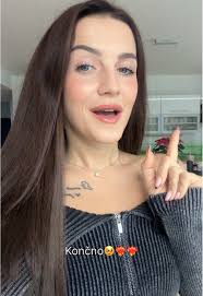 Yeeey❤️‍🔥🎄🎅🏽. Do 17.12.2024 vam na @ABOUT YOU Outlet koda ANJAS10  prinese 10% popust.🛍️ #paidad #aboutyou #tiktokviral #fyp #slovenia  #shoppingaddict