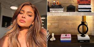 For instance, if you want to impress your guests and show off your good taste, a renown photography coffee table book can go a long way. Check Out Kylie Jenner S Must Have Coffee Table Books