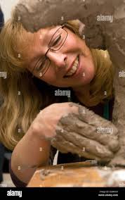 Sculpture women hair hi-res stock photography and images