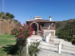 El alojamiento rural es una construcción de piedra vista restaurada y muy acogedora. Mil Anuncios Com Alquiler Casa Rural El Borge Malaga En El Borge