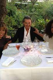 Tina turner's official facebook page. Tina Turner Starportrat News Bilder Gala De