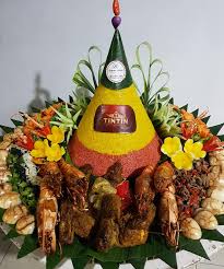 Tapi rasa dari ayam gorengnya beda, buatan ny. Pesan Tumpeng Di Bekasi Publicaciones Facebook