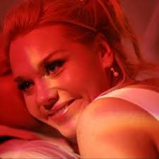 Amazon.com: Celebrate the Joy!: Poems and Reflections for the Christmas  Season: 9798989003518: Robin A Halverson: 圖書