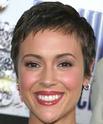 омолаживающие стрижки стрижки для женщин после 50 лет с круглым лицом Omolazhivayushie Zhenskie Strizhki Foto Strizhek Omolazhivayushih Lico Posle 40 50 I 60 Let Korotkie Strizhki Strizhka Pricheski