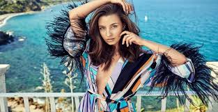 Partner design w stylu gosi baczyńskiej. Who Is Julia Wieniawa Narkiewicz Dating Julia Wieniawa Narkiewicz Boyfriend Husband