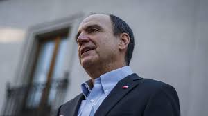 Cristián Monckeberg, ex ministro de Vivienda tras dichos de Montes: Aquí  hay un cambio de estrategia y se comete un error al echarle la culpa al  gobierno anterior"