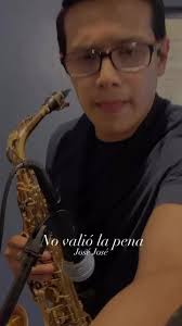 🎶El amor no merece castigo, al amor es preciso mimarlo, si no quieres...