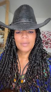 Lydia Lawrence New Song!