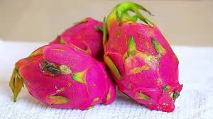 Although it may sound like it belongs in a fairytale or story book rather than on your plate, dragon fruit is a versatile, vibrant and nutritious ingredient that's brimming with health benefits. 4 Ways To Eat Dragon Fruit Wikihow