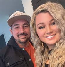 Installing exterior receptacle with metal outlet boxes