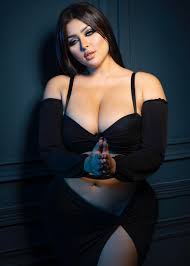 Salma Elshimy nude - mirra.net.ua collection